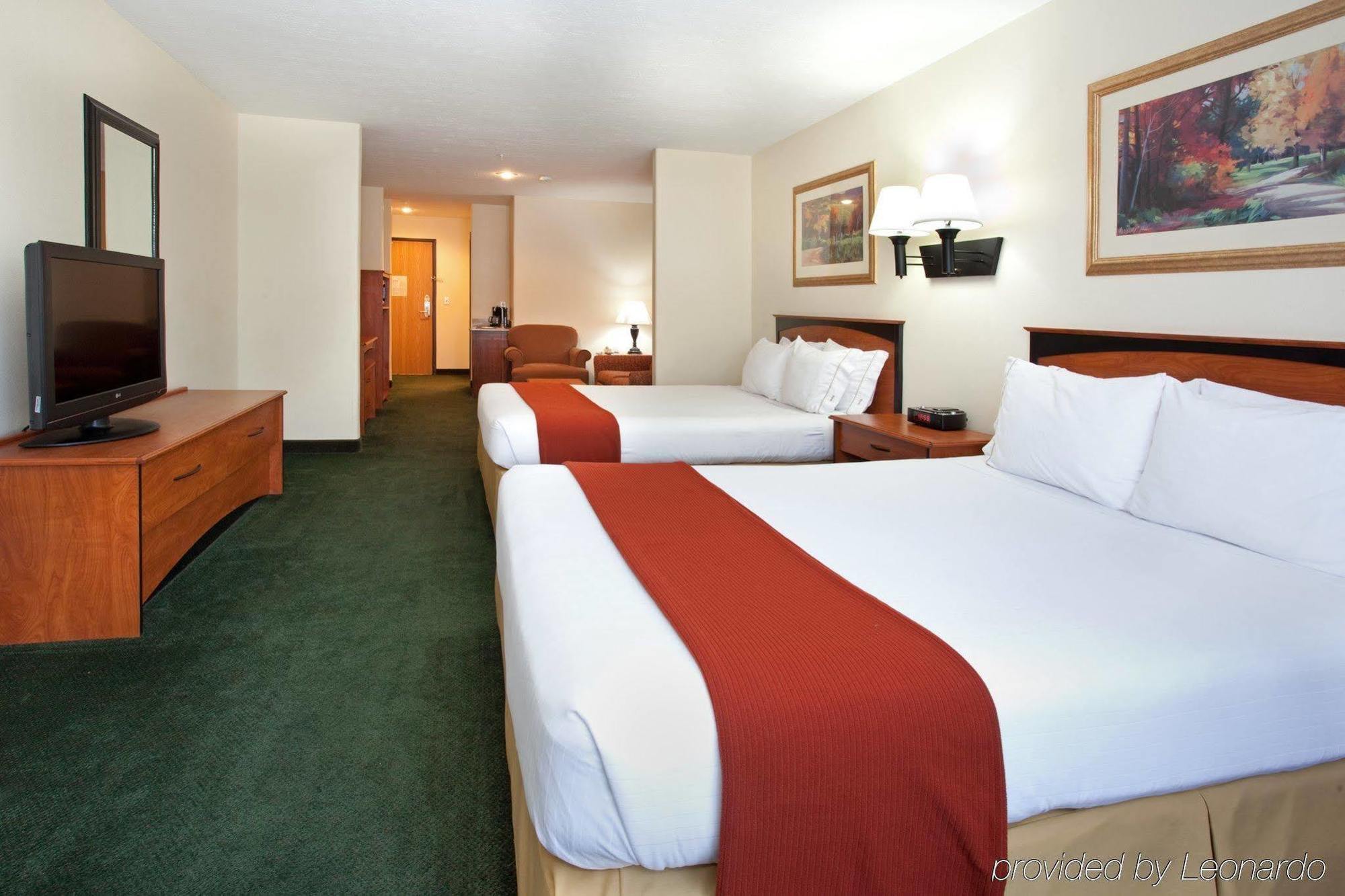 Holiday Inn Express & Suites Alamosa By Ihg Номер фото