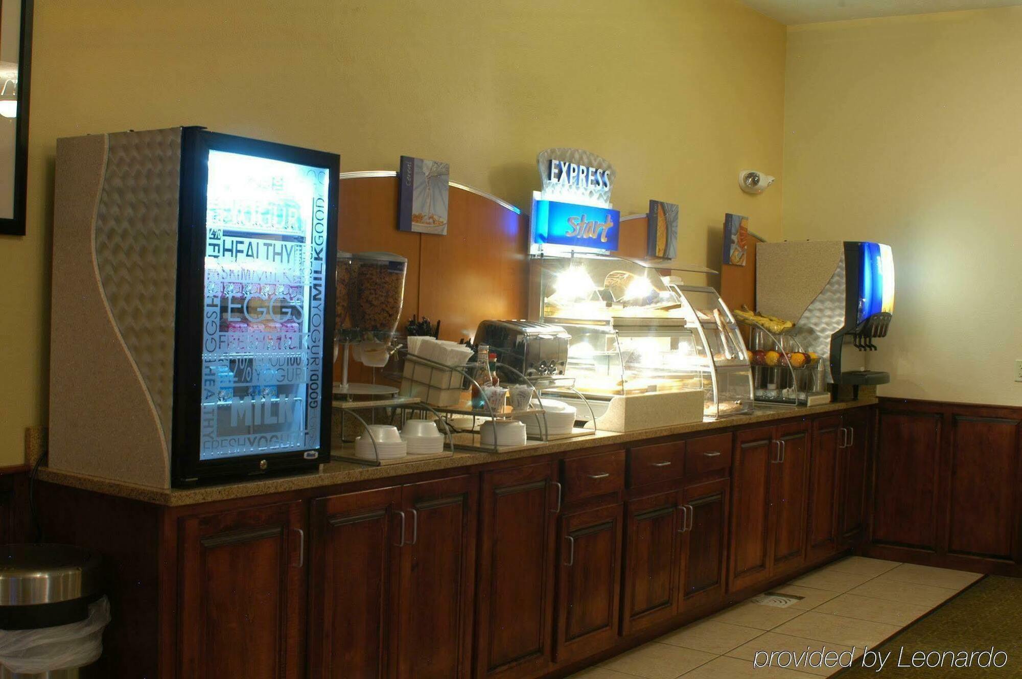 Holiday Inn Express & Suites Alamosa By Ihg Екстер'єр фото
