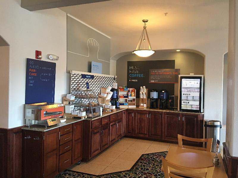 Holiday Inn Express & Suites Alamosa By Ihg Екстер'єр фото